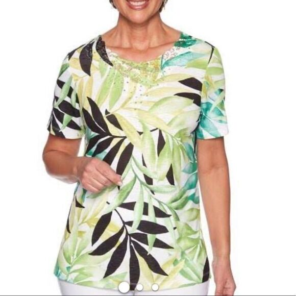 Alfred Dunner Tropical Palm Print Short sleeve blouse  Size S. Mew with tags - Picture 1 of 4